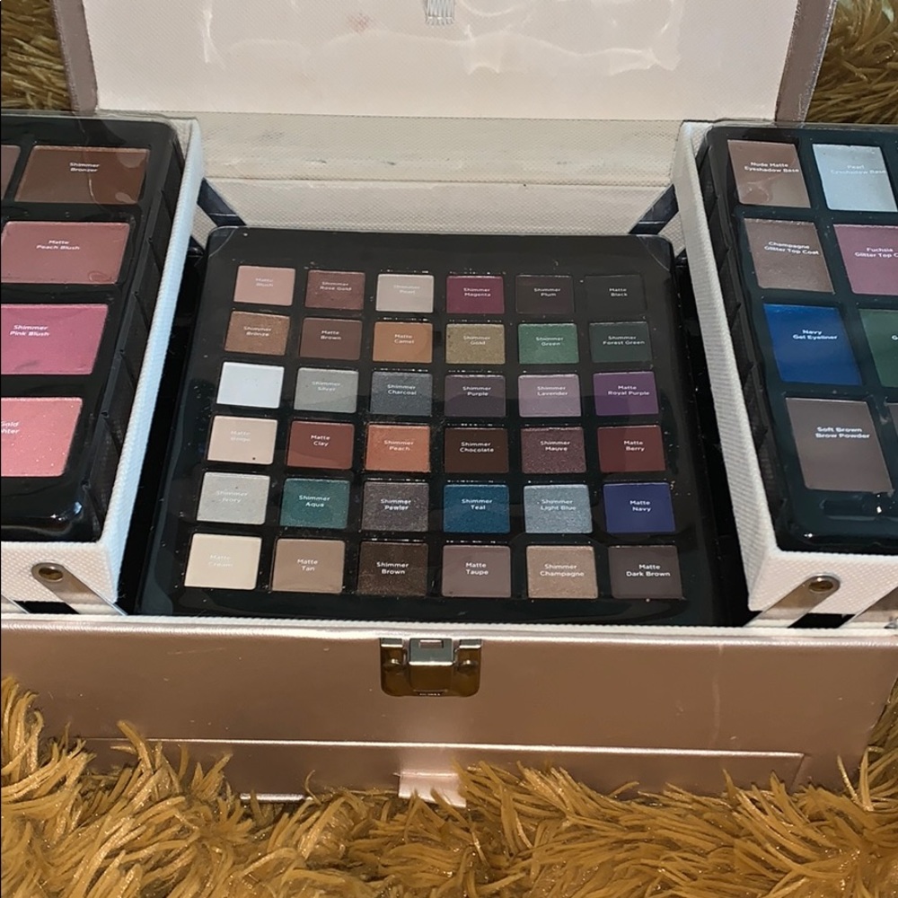 Makeup Box